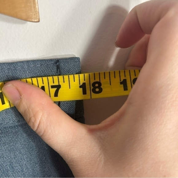 Levi’s Action Slacks Pants Sz 36x30 Blue Pleated Work Career Dress - Picture 7 of 10